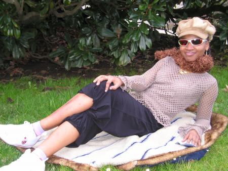 YO! COUSINE SA BRONZE